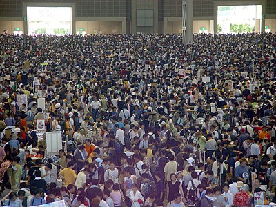 Comiket 62 in August of 2002.