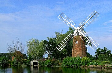 Wiatrak Hunsett Mill nad rzeką Ant