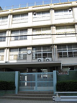 大阪市立梅南中学校