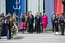 Presidents Duda and Trump and their wives Agata Kornhauser-Duda and Melania Trump in Warsaw, July 6, 2017 President Trump's Trip to Poland (34920988424).jpg