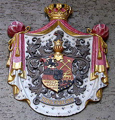 http://upload.wikimedia.org/wikipedia/commons/thumb/0/04/Schloss_Sigmaringen_Wappen.jpg/229px-Schloss_Sigmaringen_Wappen.jpg