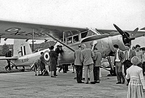 1957年ファーンボロー国際航空ショーに展示されたイギリス空軍所属のパイオニアCC.1