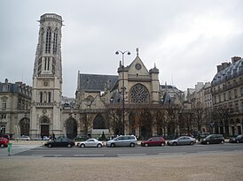 Фасад со стороны Луврской площади