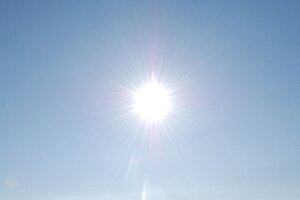English: The sun in the sky of Scauri Italiano...