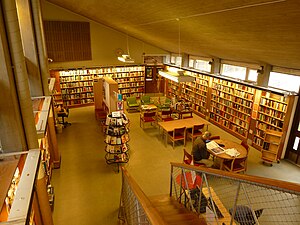Biblioteket i Årsta Folkets hus.