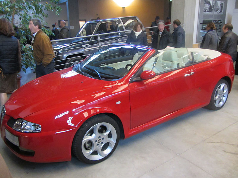 File01 Alfa Romeo GT cabrio concept 6jpg