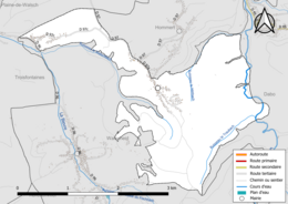 Carte en couleur présentant le réseau hydrographique de la commune