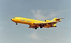 Boeing 727-2M7 в «банановом» окрасе