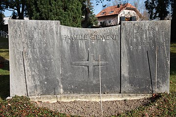 Grab der Familie Clément im Saint-Léonard