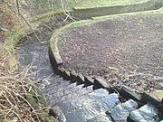 Wassertreppe nach Abschlag des parallel zur B 85 verlaufenden Kleine-Wipper-Arms in Bad Frankenhausen