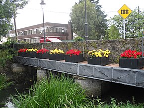 Bridge over the River Ara, Tipperary.jpg