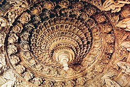 Detalle del techo del templo Dilwara