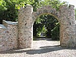 Dalcross Castle, Entrance Arch And Gate Lodge