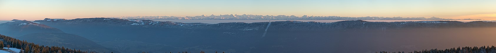 Aussicht vom Moronturm in Richtung Alpen