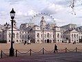 Kent: Horse Guards, terminada por Thomas Vardy e Thomas Robinson