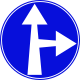 Allez tout droit ou tournez à droite