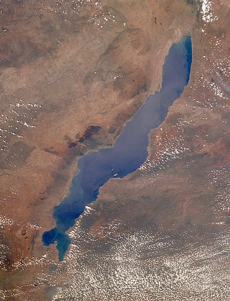 Resim:Lake Malawi seen from orbit.jpg