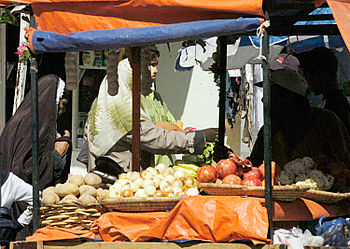 English: Market in Mosul.