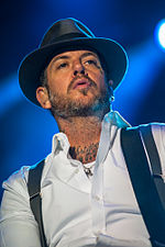 Mike Ness RdelS 2.jpg