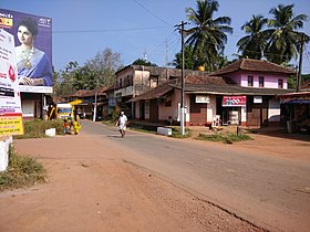 ರಥ ಬೀದಿಯ ಒಂದು ನೋಟ, ಮುಂಡ್ಕೂರು, ಸಂಕಲಕರಿಯ-ಬೆಲ್ಮಣ್ ಮುಖ್ಯ ರಸ್ತೆ