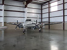 A B100 King Air modified with five-bladed propellers N100TW.JPG