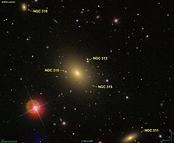 SDSSのデータから作成したNGC 313周辺の画像。