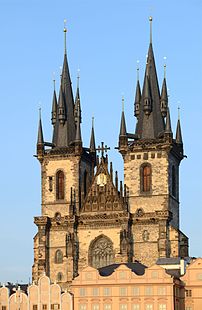 L'église de Notre-Dame du Týn, à Prague. (définition réelle 4 723 × 7 242)