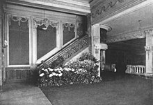 Original foyer Palace Theatre Architecture 1913 pl 279 (foyer).jpg