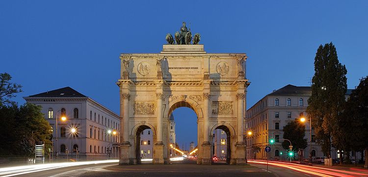 Сигестор — триумфальная арка в Мюнхене (1852)