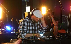 Tom Middleton at Glastonbury Festival 2009.jpg