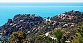 The pointe de l'Esquillon and the "Palais Bulles".