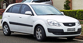 2005-2009 Kia Rio (JB) hatchback 02.jpg