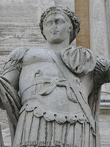 Porfirni kip Konstantina II.