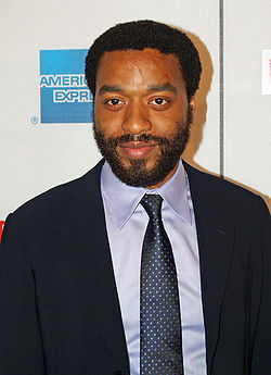 Představitel hlavní role Chiwetel Ejiofor na premiéře filmu na Tribeca Film Festival