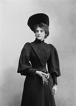 Clara Ward a servi d'inspiration à Proust. Photo de Nadar (1898).