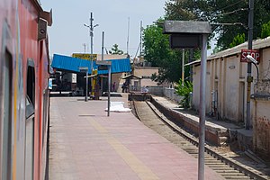 Gwalior Jn PF1 042016.jpg