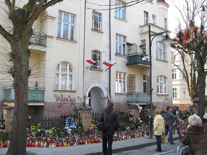 Lech Kaczynski ex-house Sopot after death April 11th 2010