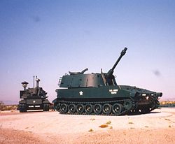 M108 на полигоне Юма (Yuma), штат Аризона