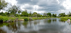 Van die Krugerwildtuin se S25-roete af gesien, naby die samevloeiing met die Krokodilrivier