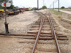 OahuRailway & LandCo-switchtrack-signal.JPG