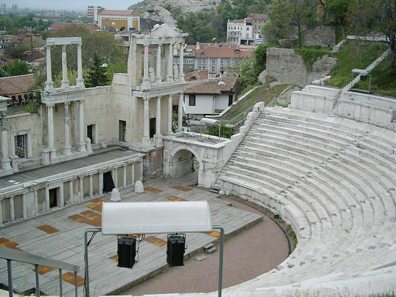 File:RomanTheaterPlovdiv.jpg