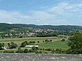 Gezicht op het dorp vanaf de Heldenburg in O. richting