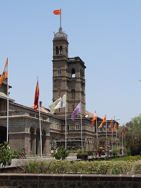 The University of Pune (photo credit: Shreesh Kawthekar, via Wikipedia)