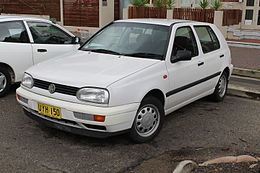 1998 Volkswagen Golf (1H) CL 5-door hatchback (23245280106).jpg