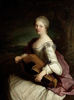 Portrait of a woman playing a hurdy gurdy