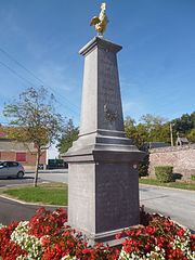 Le monument aux morts.