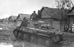 A Panzer 38t in the Soviet Union, June 1941 Bundesarchiv Bild 101I-265-0037-10, Russland, Panzer 38t.jpg