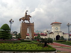 Place Quách Thi Trang et Marché Ben Thanh