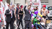Fußgruppe der Partei „Die PARTEI“ auf der ColognePride 2016