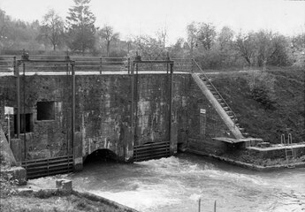 Ausmündungsbauwerk der alten Aare